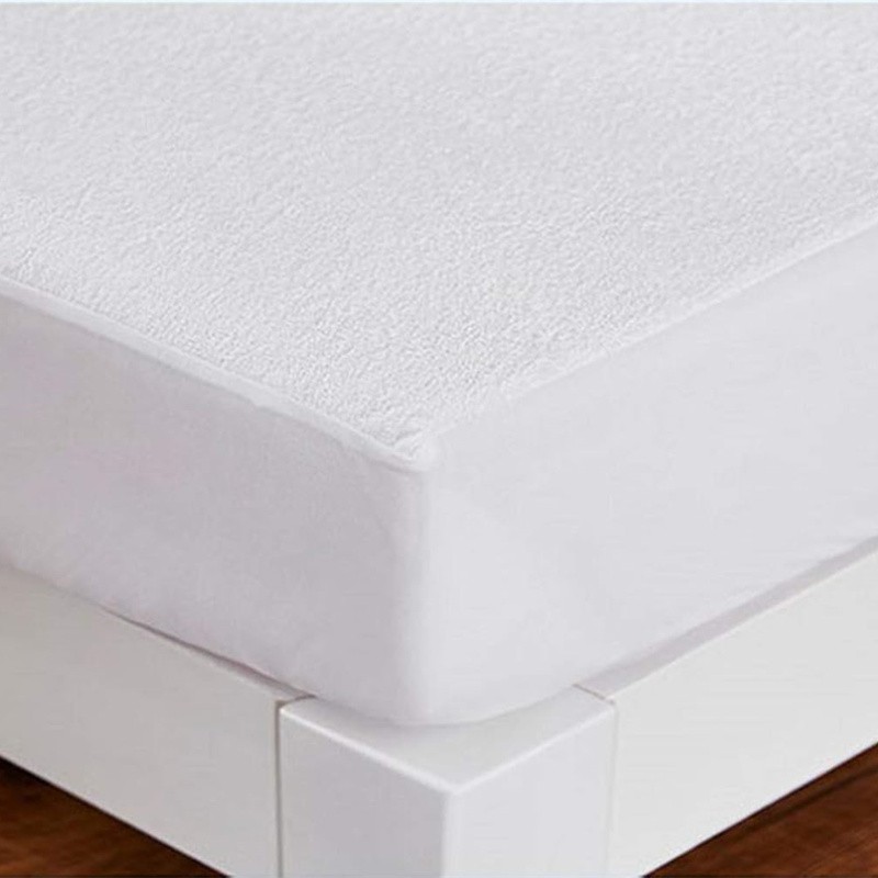 Водоустойчив протектор за матрак от хавлиена кърпа